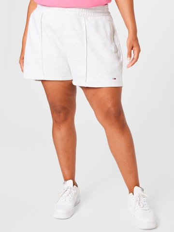 Tommy Jeans Curve Regular Shorts in Grau: predná strana