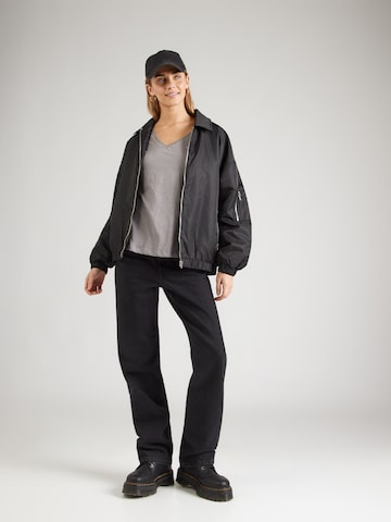 Pepe Jeans T-shirt i grå