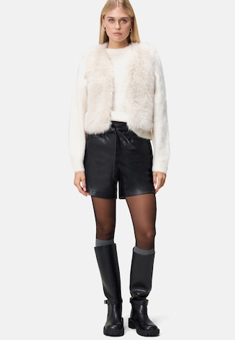 zero Skinny Trousers in Black