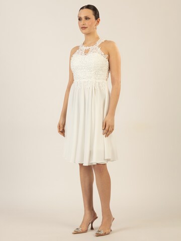 APART Cocktailkleid in Weiß