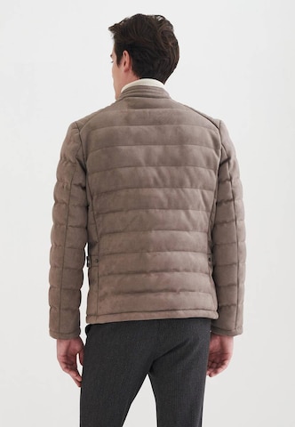 PIERRE CARDIN Between-season jacket in Brown