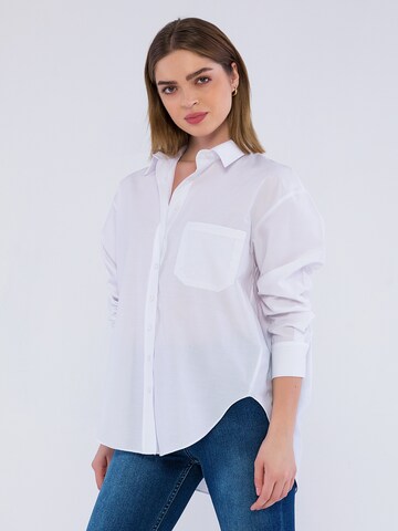 Basics and More Bluse 'Rhianna' in Weiß