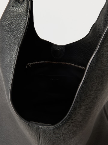 Calvin Klein Kabelka na rameno - Čierna