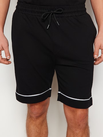 Trendyol Pyjama kurz in Schwarz