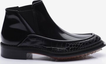 Alexander McQueen Anke & Mid-Calf Boots in 42 in Black: front