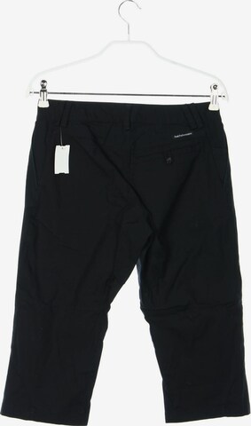 PEAK PERFORMANCE Shorts in XS in Black