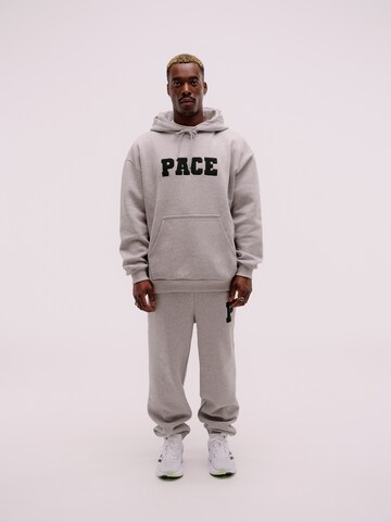 Pacemaker Sweatshirt 'Lennox' in Grau