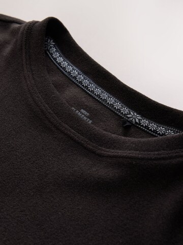 Next Shirt in Schwarz