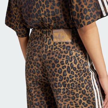 ADIDAS ORIGINALS Loosefit Džíny – hnědá