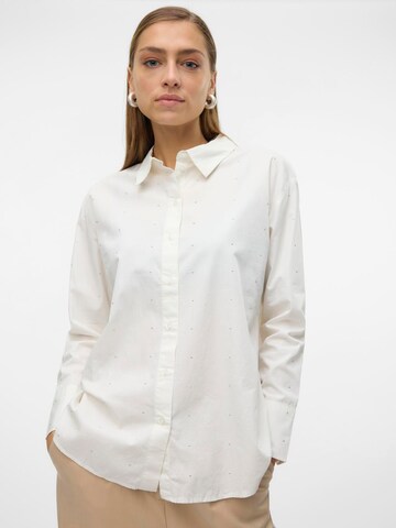 Chemisier 'VMCHARLOTTE' VERO MODA en blanc