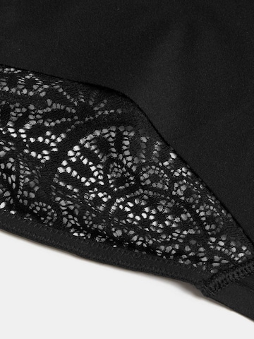 Marks & Spencer Slip in Zwart