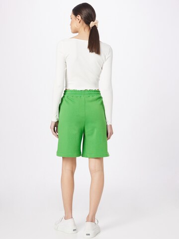Rich & Royal Loose fit Pants in Green