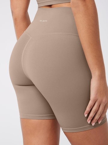 YO-GAYA Skinny Leggings in Beige