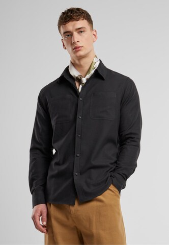 Urban Classics Regular fit Overhemd in Zwart: voorkant