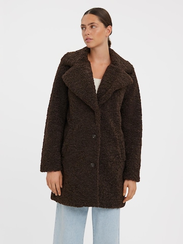 VERO MODA Between-Seasons Coat 'Kylie' in Brown: front