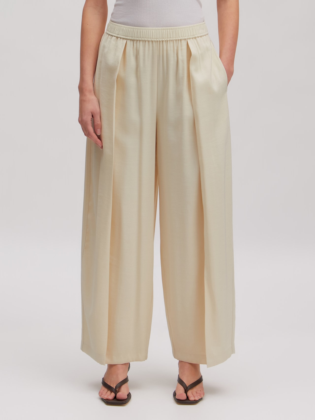 EDITED Neuheiten Hose 'Quanda' beige