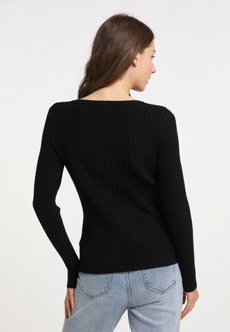 Mo ESSENTIALS Sweater in Black