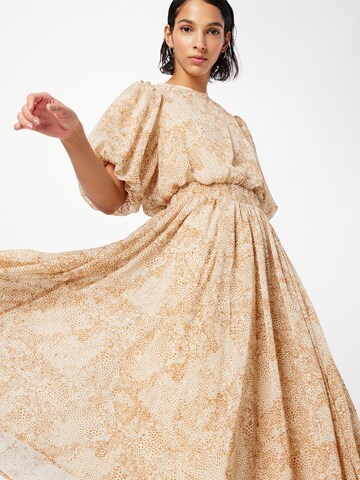 Rochie 'Cleo' de la LA STRADA UNICA pe bej