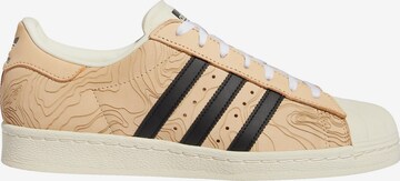 ADIDAS ORIGINALS Rövid szárú sportcipők 'Superstar 82' - bézs