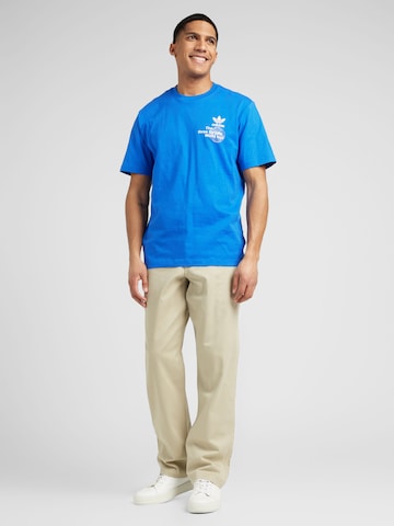 ADIDAS ORIGINALS - Camiseta en azul