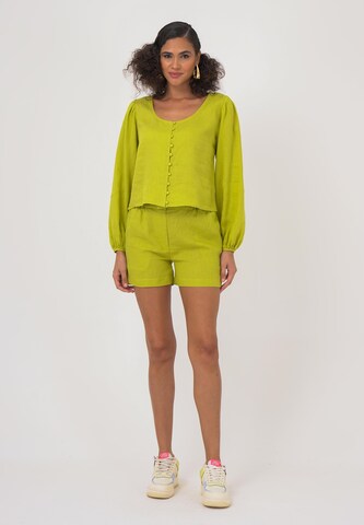 FRESHLIONS Regular Trousers in Green