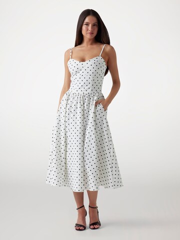 GUESS Summer Dress in White: front