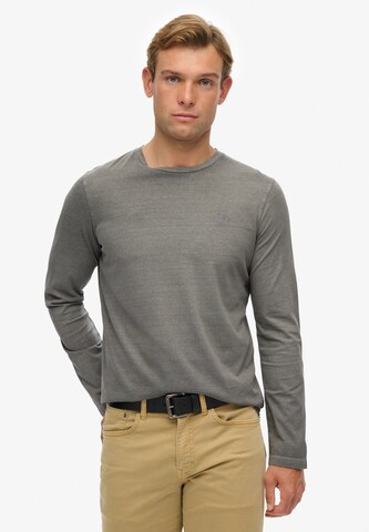 T-Shirt 'Essential' Superdry en gris : devant