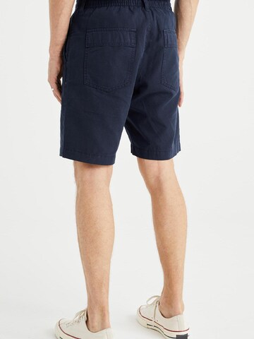 WE Fashion Loosefit Chinoshorts in Blau