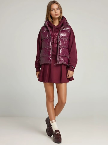 Funky Buddha Елек в червено