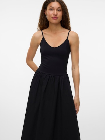 VERO MODA Jurk in Zwart: voorkant