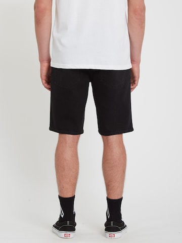 Volcom Regular Shorts 'Solver' in Schwarz