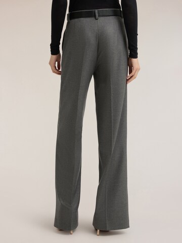 MOTIVI - regular Pantalón en gris