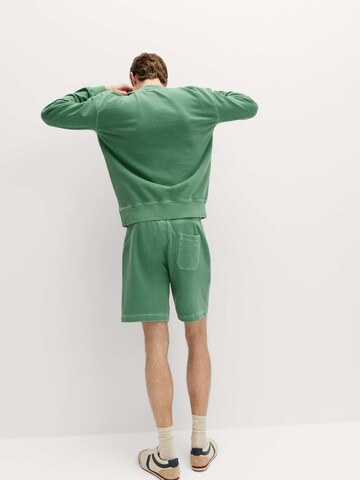 Marks & Spencer Regular Shorts in Grün
