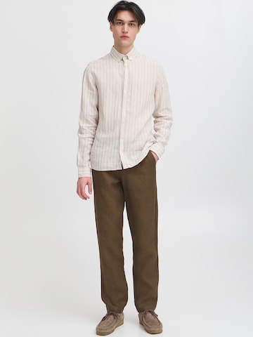 Casual Friday Normalny krój Chinosy w kolorze zielony