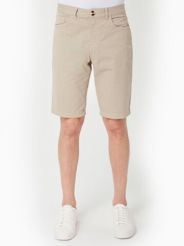 Organication Regular Shorts in Beige: Vorderseite