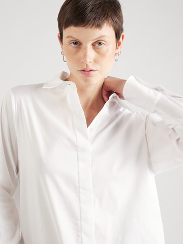 Camicia da donna 'Bepura' di BOSS in bianco