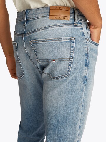 Coupe slim Jean 'AUSTIN' Tommy Jeans en bleu