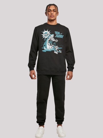 F4NT4STIC Sweatshirt 'Tom und Jerry Summer Shark' in Zwart