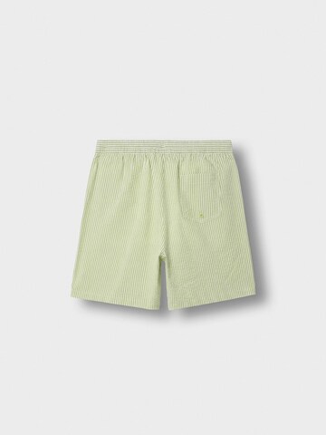 Burocs Board Shorts in Green