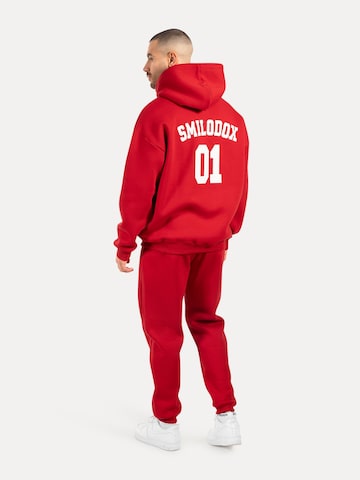 Smilodox Tapered Trousers 'Rayk' in Red