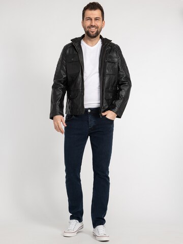 Rock Creek Between-Season Jacket in Black