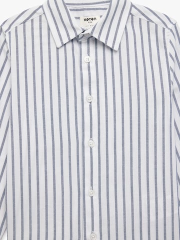 Koton Regular fit Button up shirt in Blue