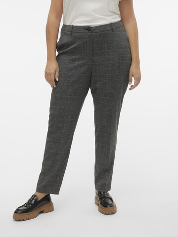 Vero Moda Curve Tapered Broek 'MILA' in Grijs: voorkant