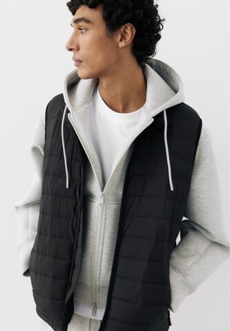 Pull&Bear Weste in Schwarz