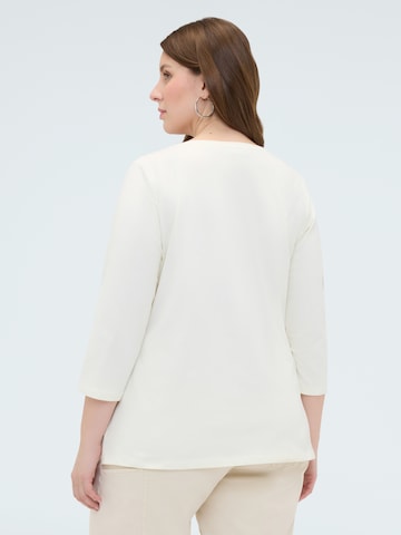 Fiorella Rubino Shirt in Beige