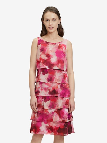 Vera Mont Cocktail Dress in Pink: front