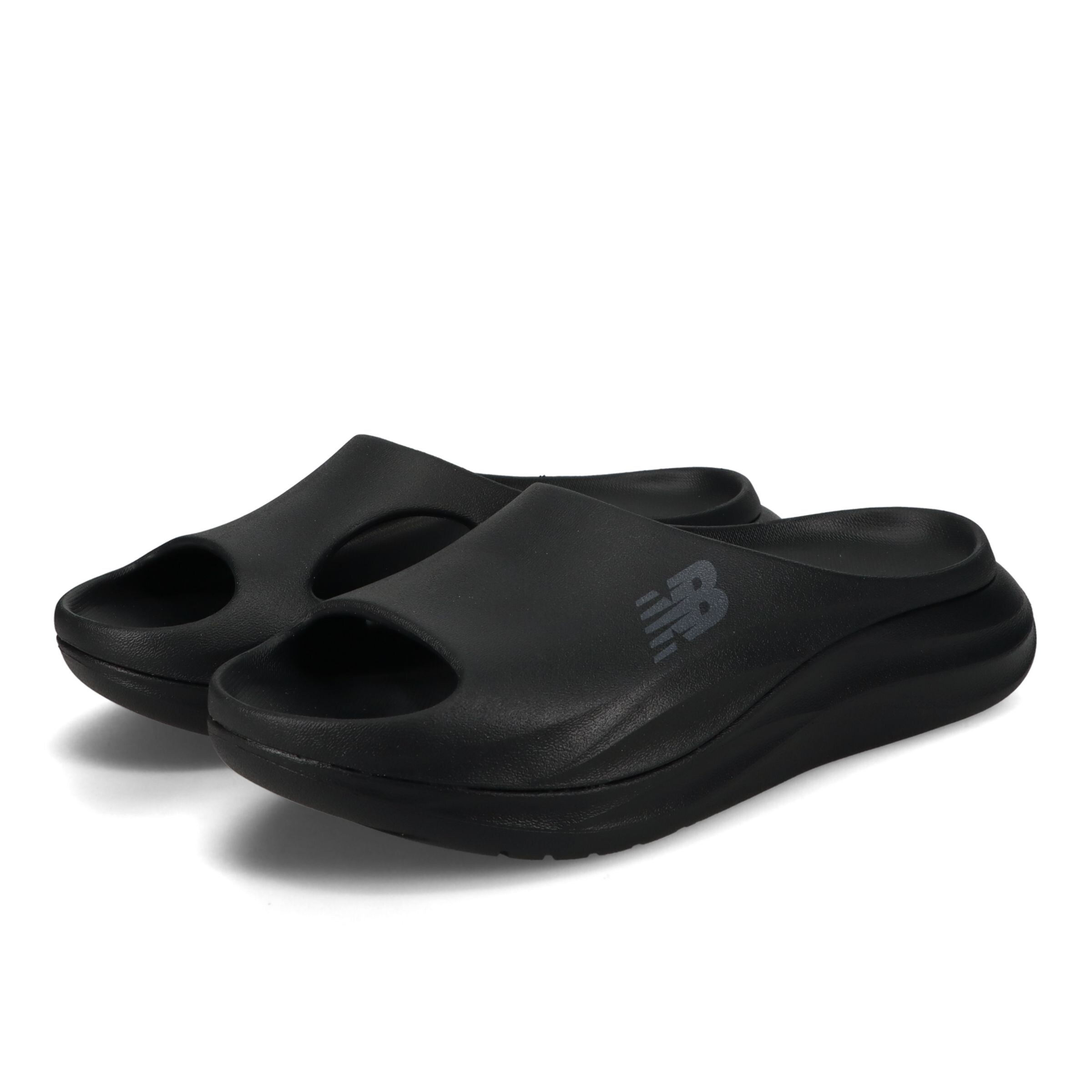 new balance Beach & swim shoe '6650v1' in Black