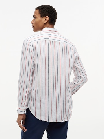 TOMMY HILFIGER Regular fit Button Up Shirt in Red