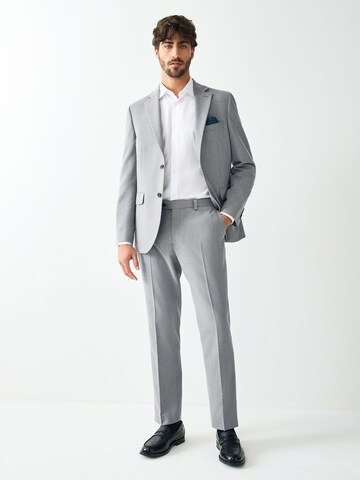 Next Обычный Плиссированные брюки в Серый