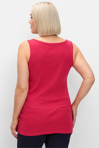 Top di SHEEGO in rosa